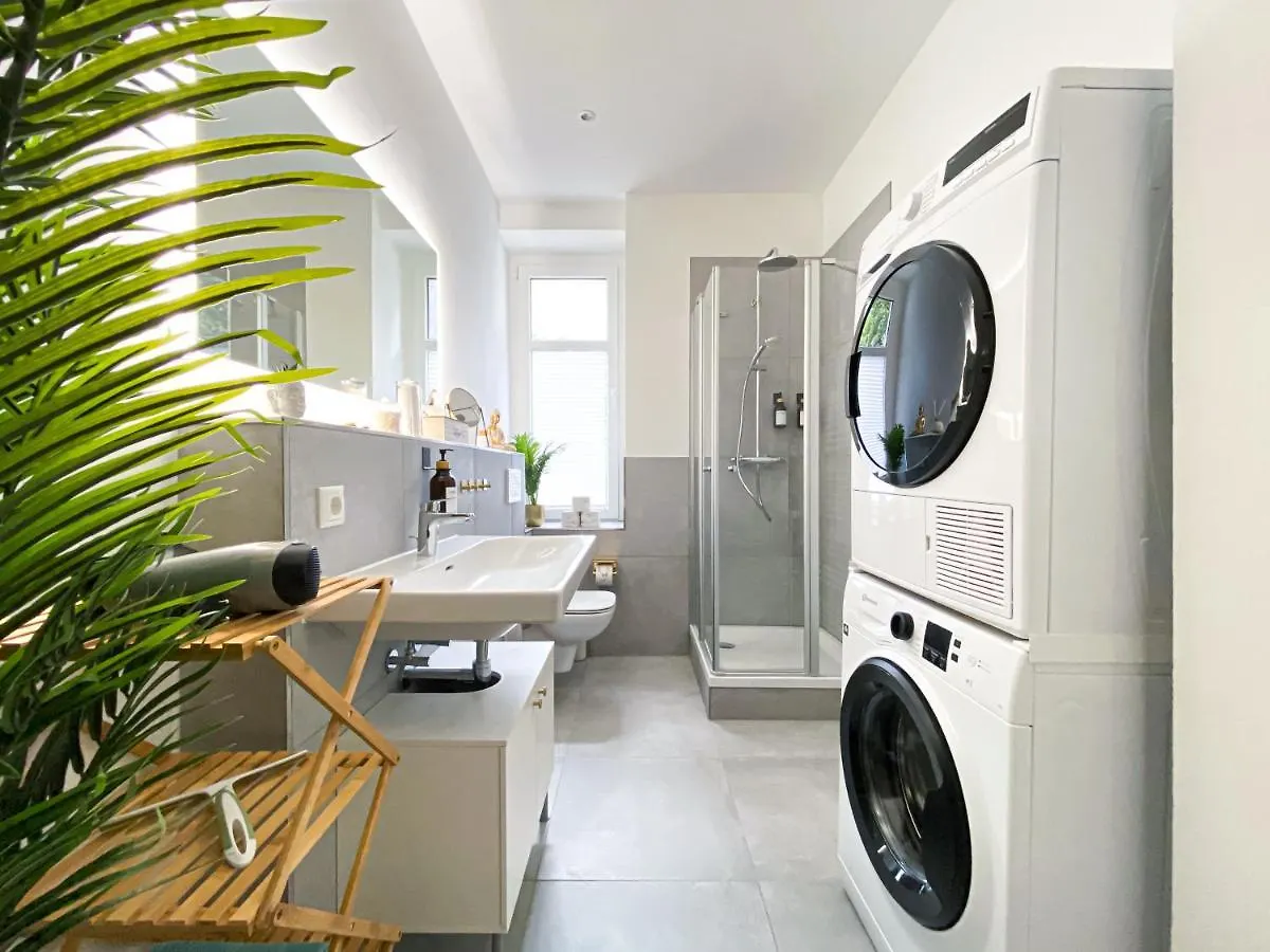 Apartment Freundliche Ferienwohnung Mit Regendusche, Kueche, Waschmaschine&Trockner, Tv, Wlan Leipzig