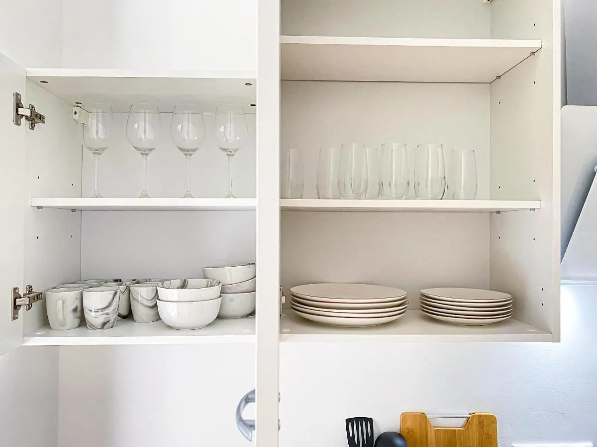 Freundliche Ferienwohnung Mit Regendusche, Kueche, Waschmaschine&Trockner, Tv, Wlan Leipzig